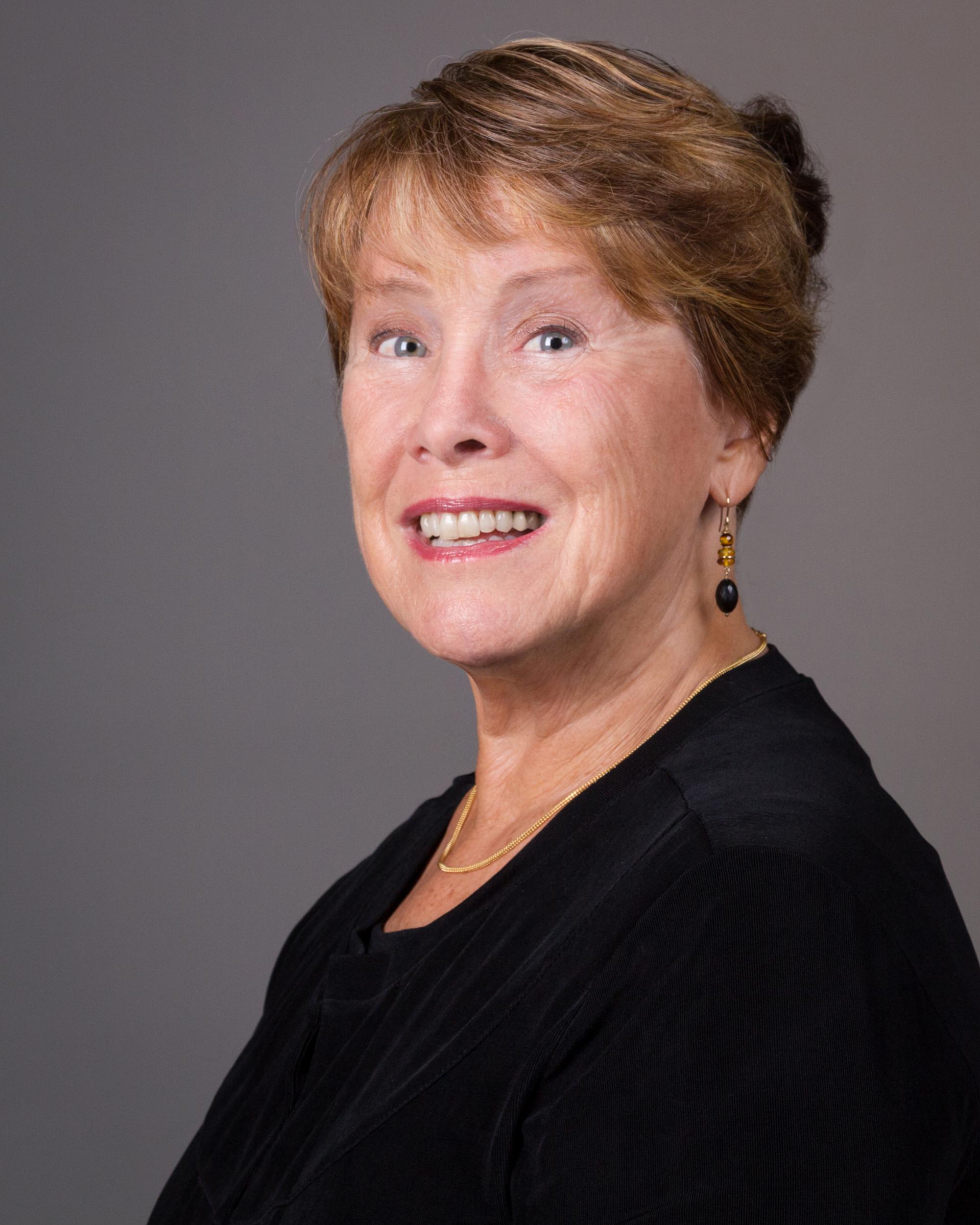 Professor Emeritus Alice Condodina Receives the 2018 Dickinson Emeriti Award article image
